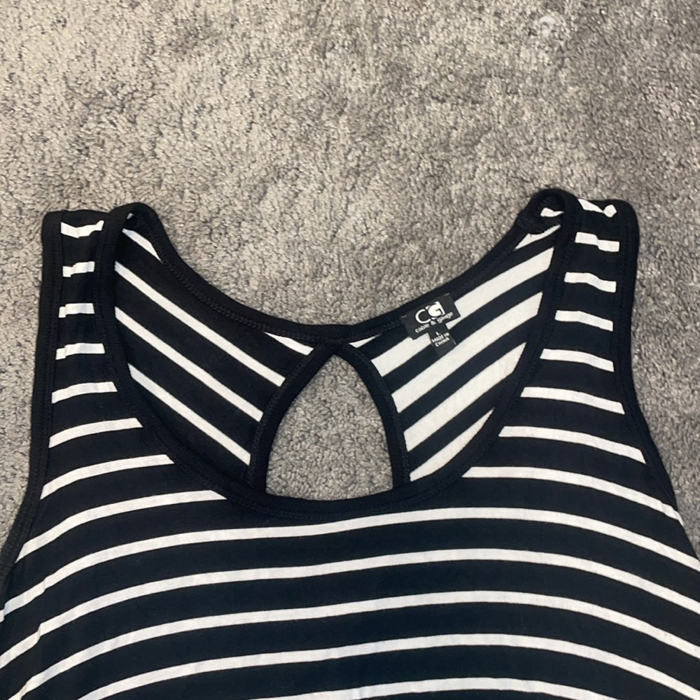 Tunic - Picture 2 of 8